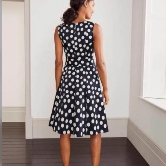 Boden Poplin Polka Dot Sleeveless Split Neck Belted Fit and Flare Midi Dress - Picture 2 of 14